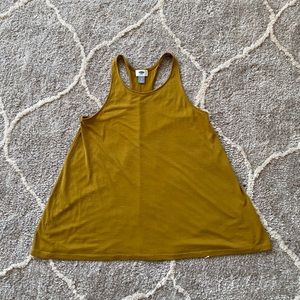 Buttery soft mustard tank